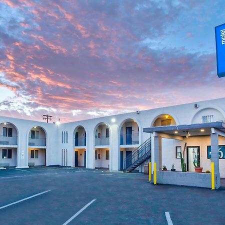 Motel 6 Tucson, Az - East Williams Center Bagian luar foto