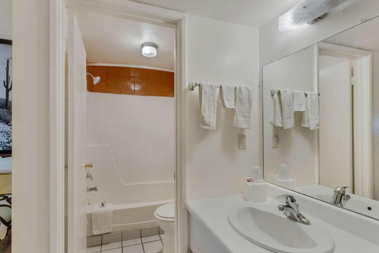 Motel 6 Tucson, Az - East Williams Center Bagian luar foto