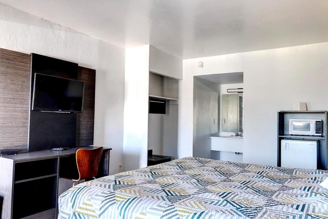 Motel 6 Tucson, Az - East Williams Center Bagian luar foto