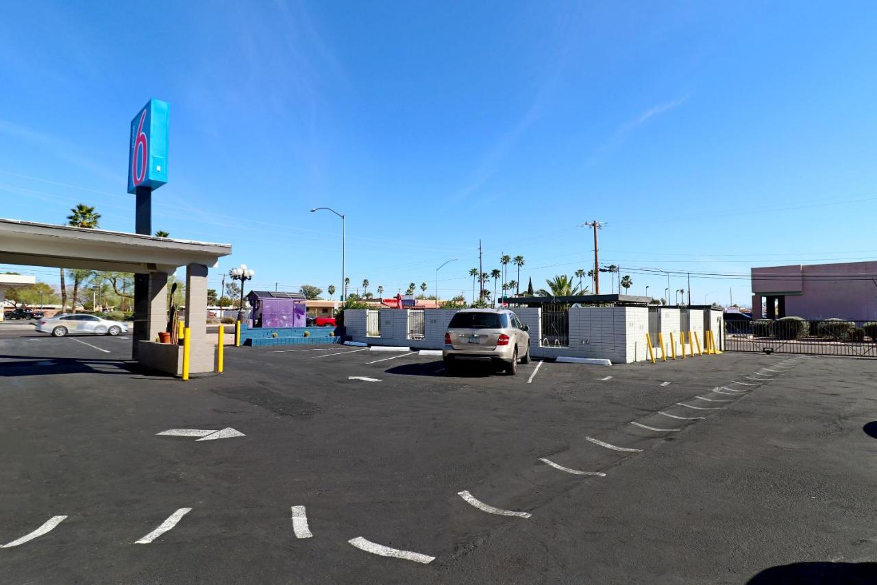 Motel 6 Tucson, Az - East Williams Center Bagian luar foto
