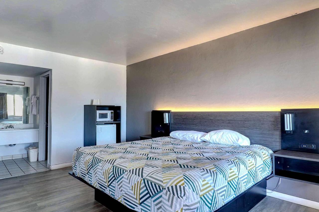 Motel 6 Tucson, Az - East Williams Center Bagian luar foto