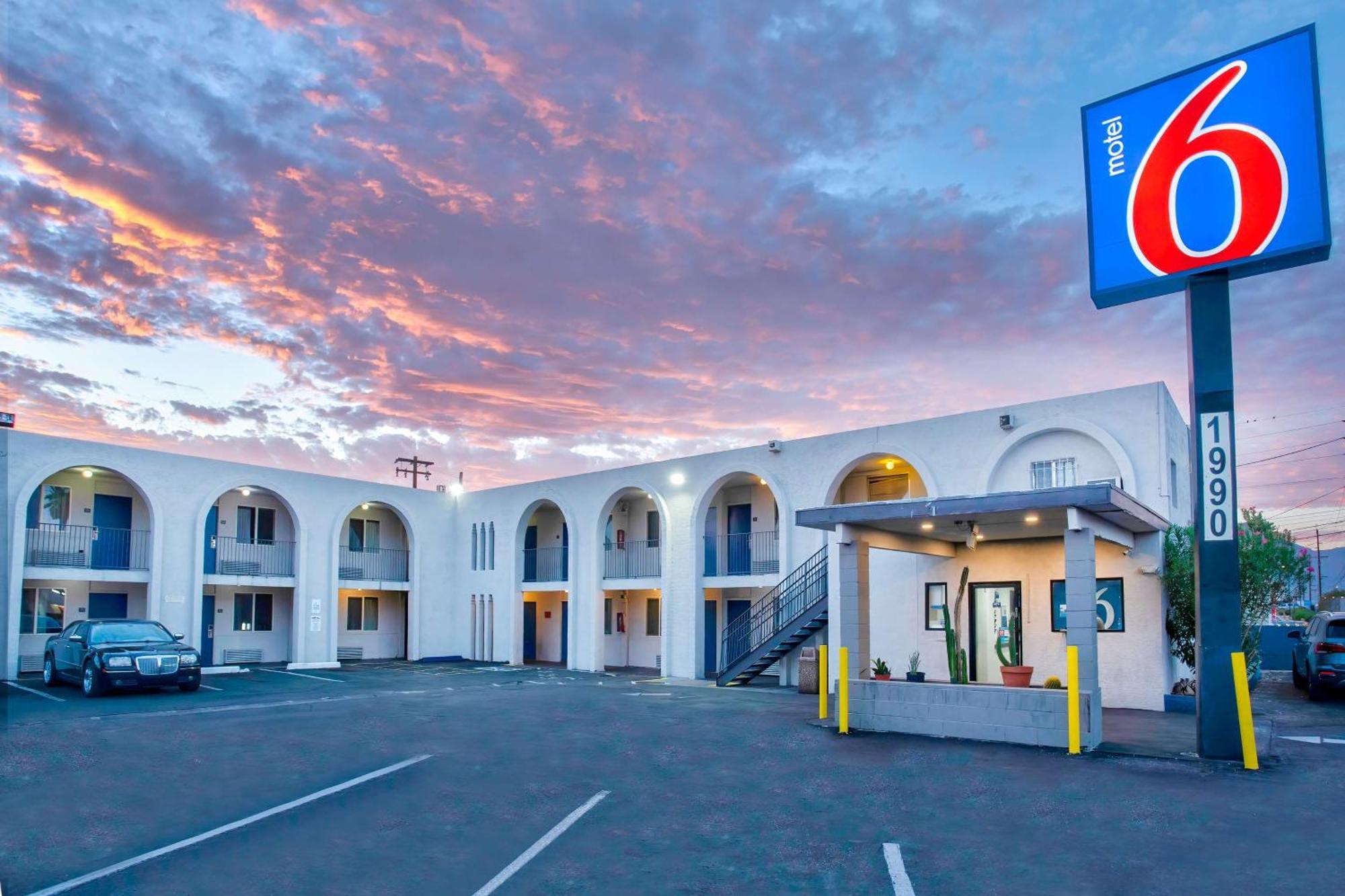 Motel 6 Tucson, Az - East Williams Center Bagian luar foto